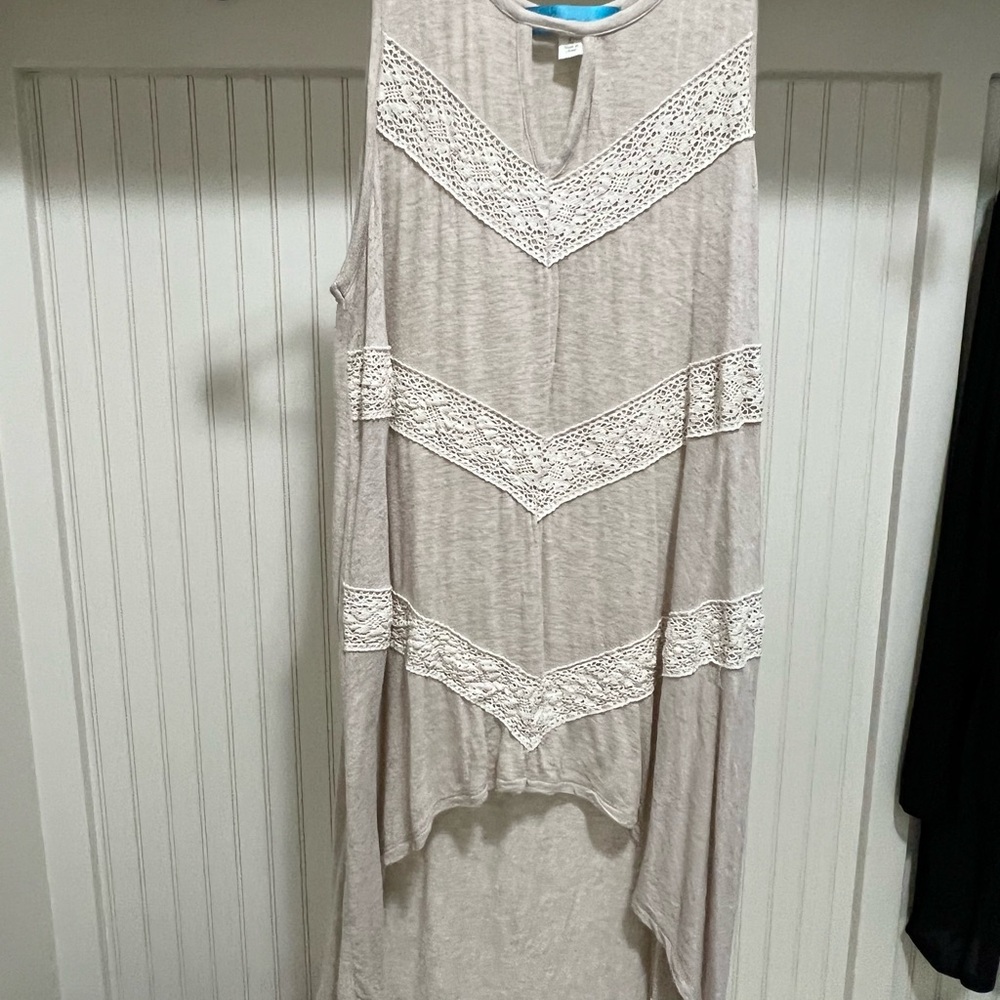 Sleeveless Beige Asymmetrical Lace Trim Top